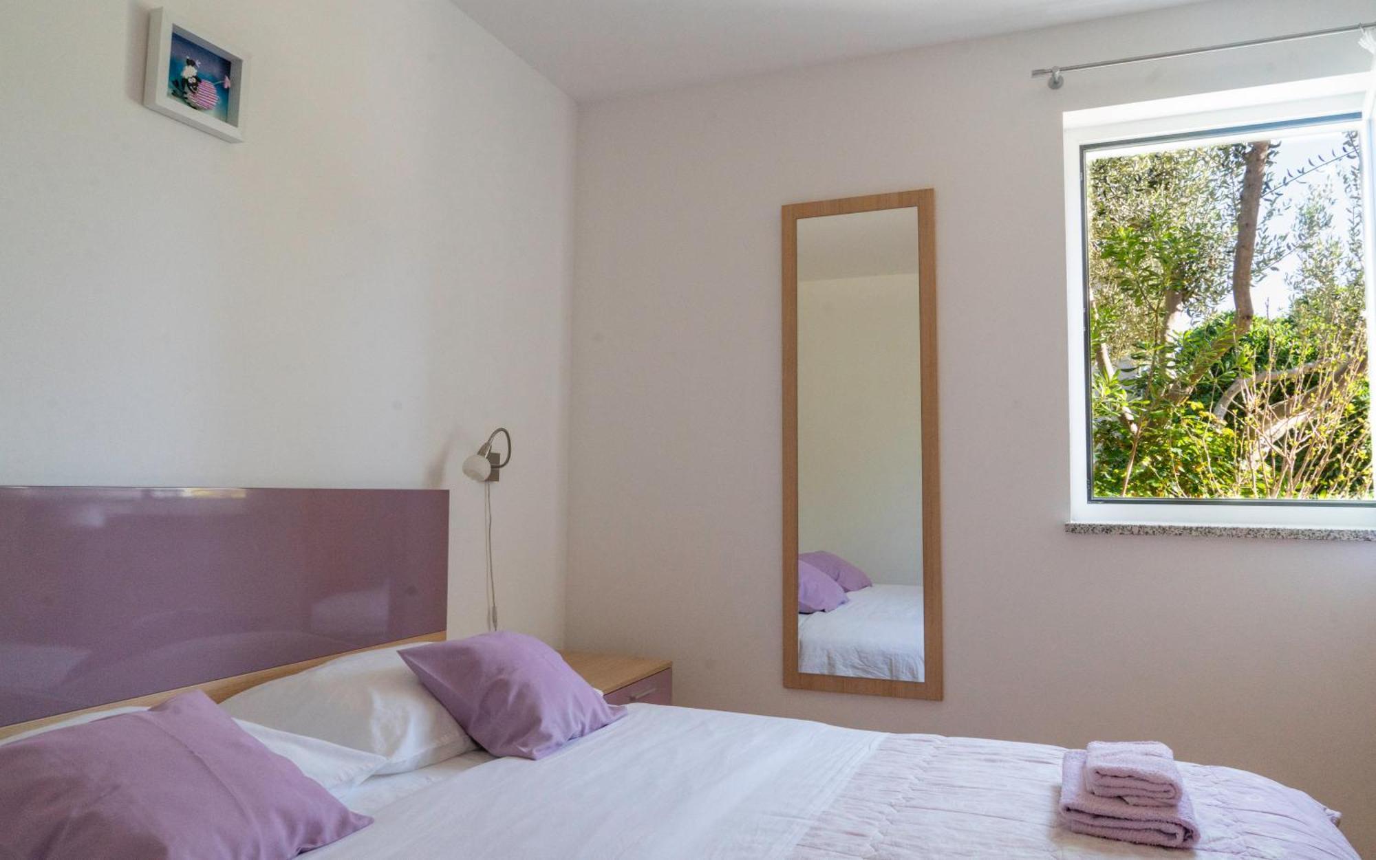 Apartments Lila Cres Bilik gambar