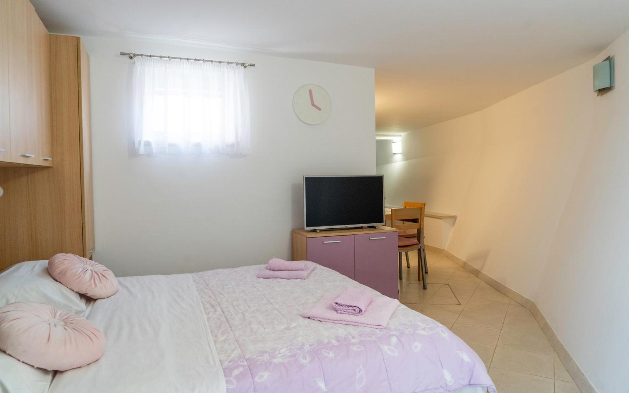 Apartments Lila Cres Bilik gambar